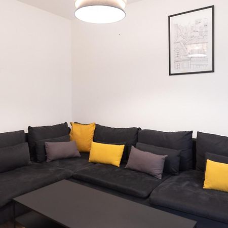 Spacious Apartment Near The Champs De Mars Parigi Esterno foto