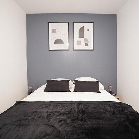 Spacious Apartment Near The Champs De Mars Parigi Esterno foto