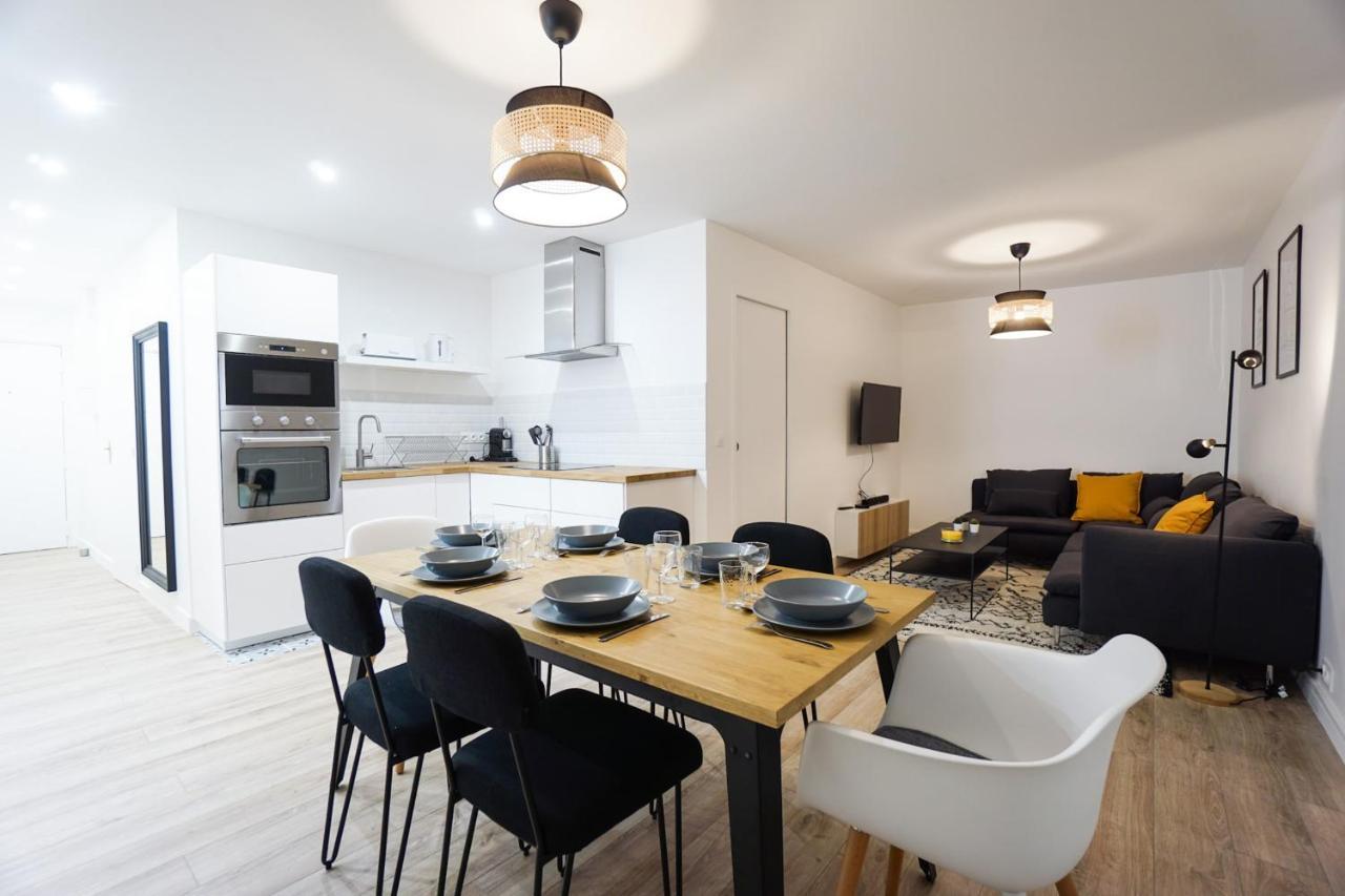 Spacious Apartment Near The Champs De Mars Parigi Esterno foto
