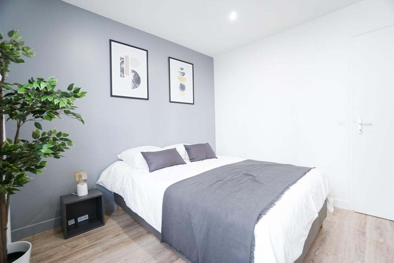 Spacious Apartment Near The Champs De Mars Parigi Esterno foto