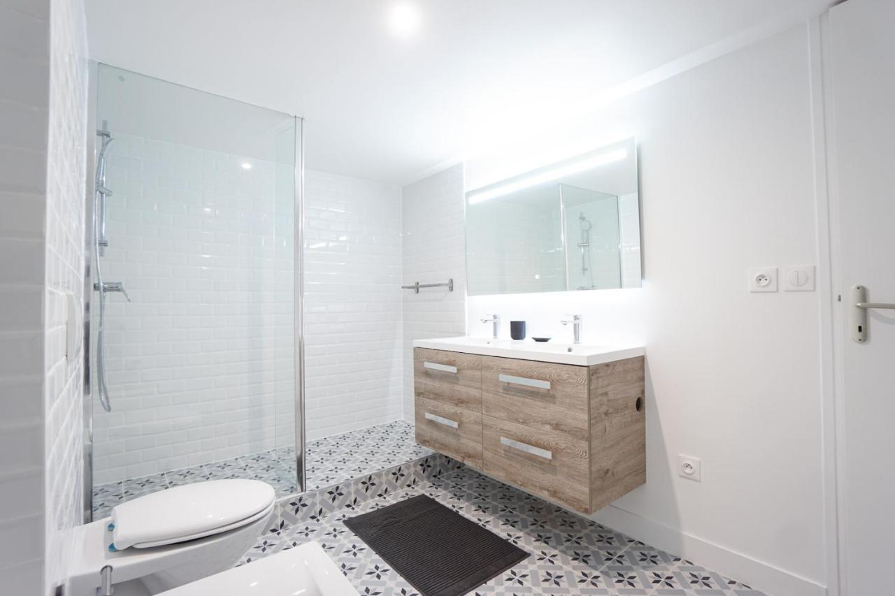 Spacious Apartment Near The Champs De Mars Parigi Esterno foto